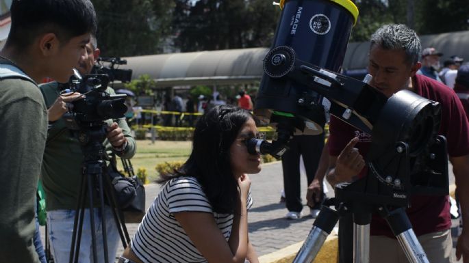 El espectáculo en el cielo y la Tierra: así vivió México el eclipse (Fotogalería y Video)