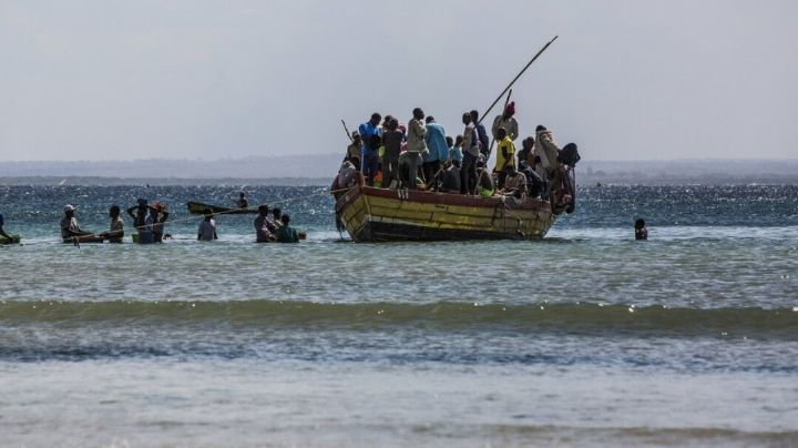 Más de 90 muertos en un accidente de ferry en Mozambique
