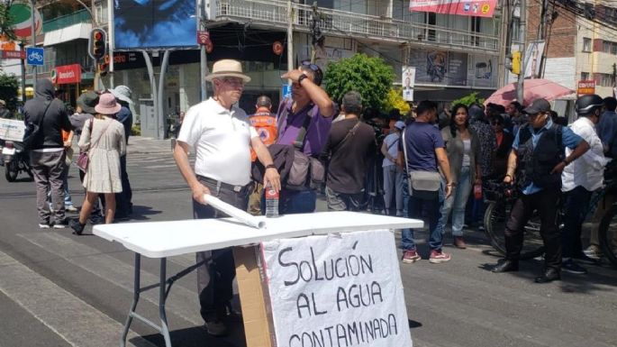 Vecinos de Benito Juárez protestan por agua con olor a combustible (Video)