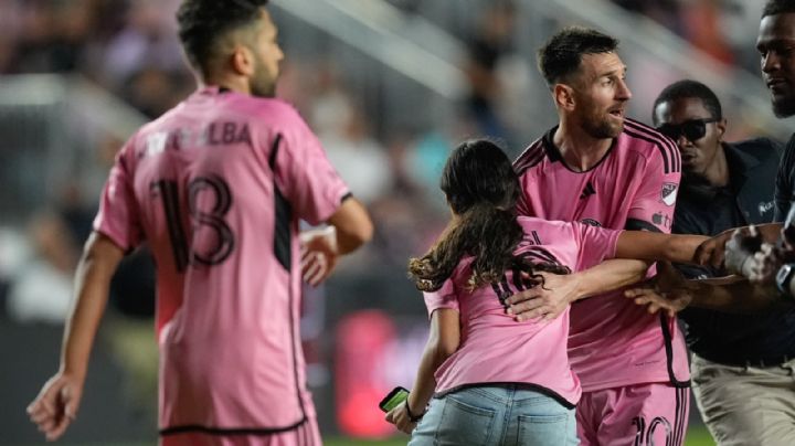 Messi ya está en Monterrey… y Rayados advierte: Se arrestará a quien invada el campo