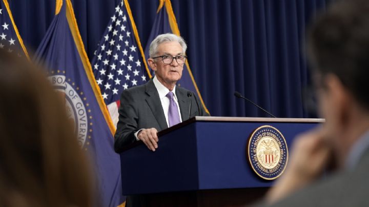 Reserva Federal de EU elude recortes a las tasas de interés por inflación