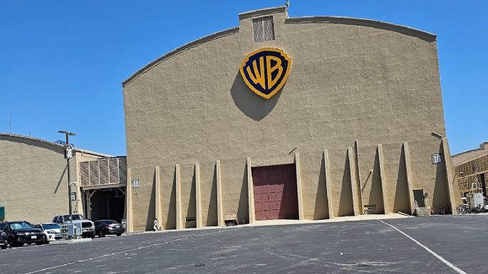 Warner Bros podría ajustar plantilla tras perder 966 millones de dólares en el primer trimestre
