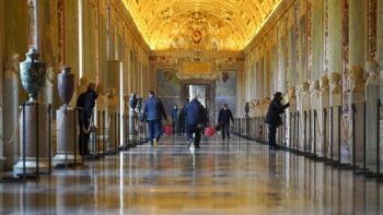 Trabajadores de los Museos Vaticanos reclaman al papa mejores condiciones laborales