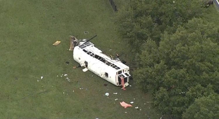 Volcadura de autobús con migrantes mexicanos en Florida deja 8 muertos; canciller lamenta la pérdida