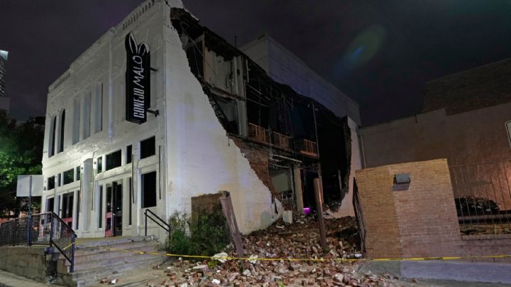 Tormentas dejan 4 muertos en Houston; 850 mil viviendas y negocios se quedan sin electricidad
