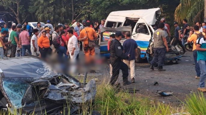 Accidente carretero en Tabasco deja 12 muertos y al menos seis heridos (Video)