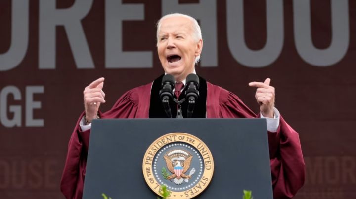 Biden dice a graduados que “escucha” sus protestas contra la guerra en Gaza