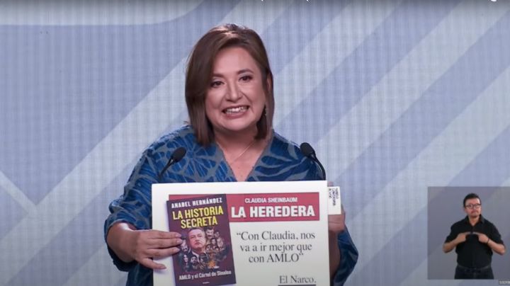 Xóchitl saca en el debate el libro de Anabel Hernández; Sheinbaum dice que es ficción (Video)