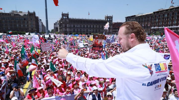 Taboada cerró campaña en la “marea rosa” del Zócalo; irá a mítines finales en alcaldías