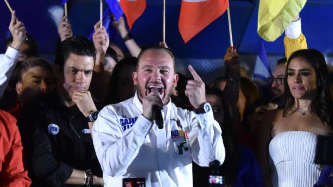 “Este equipo resistió la persecución”: Taboada en cierre de campaña en el Ángel de la Independencia