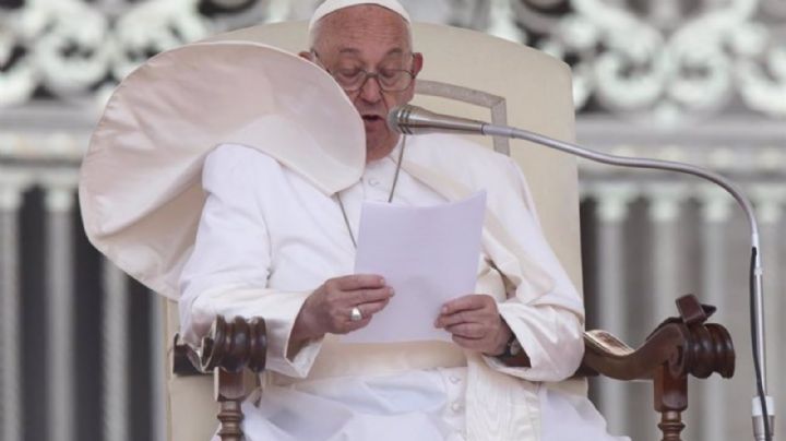 El Papa en un encuentro a puerta cerrada con sacerdotes: "Los cotilleos son cosa de mujeres"