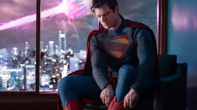 Esta es la primera imagen de David Corenswet con el traje de Superman: así la publicó James Gunn