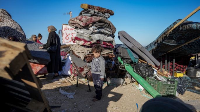 Palestinos huyen del caos en Rafah luego que Israel asume control de cruce fronterizo