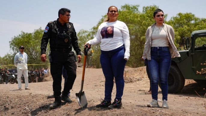Autoridades mexicanas critican de nuevo a Ceci Flores tras hallazgo de restos humanos