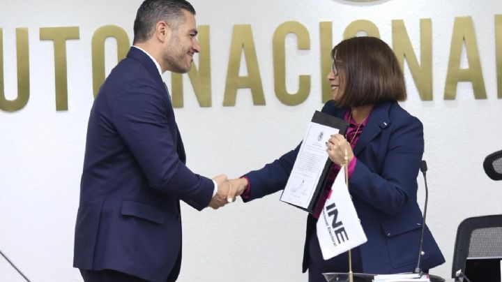 Omar García Harfuch recibe constancia como senador electo; logró más de tres millones de votos