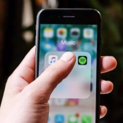 Así funciona la estafa del “SMS de Spotify” que llega a tu celular