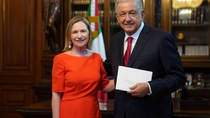 AMLO recibe las cartas credenciales de 14 embajadores en México (Video)