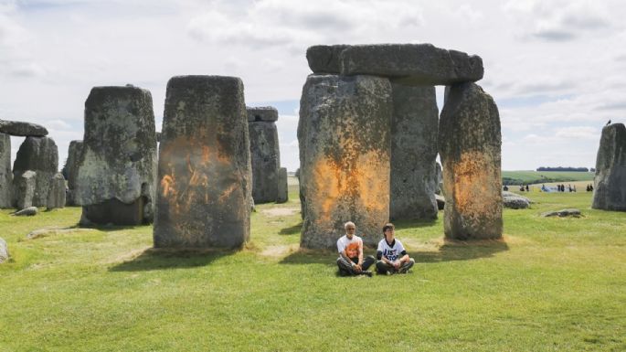 Tras atentado, cerca de 15 mil personas se reúnen en Stonehenge por el solsticio de verano