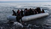 Rescatan a 77 migrantes de un yate en problemas cerca de las islas griegas del mar Egeo