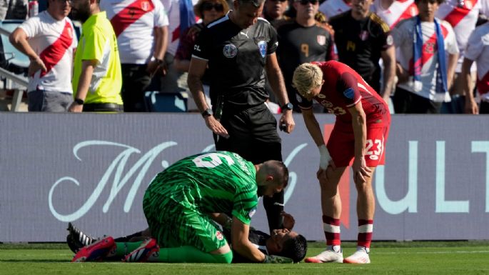 Árbitro se desploma en pleno partido de la Copa América (Videos)