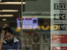 Posible intervención de Estados Unidos en Irán le pega al peso