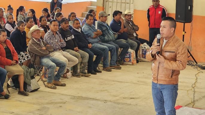 Pobladores indígenas de Eloxochitlán son emboscados por sicarios del alcalde Delfino Hernández