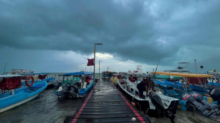 Probable ciclón y onda tropical amagan a Veracruz; lluvias intensas el domingo en estas entidades