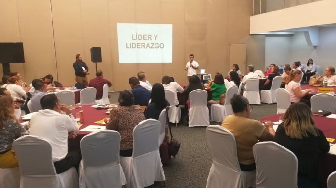 Participa personal educativo en Congreso de Educación Inclusiva
