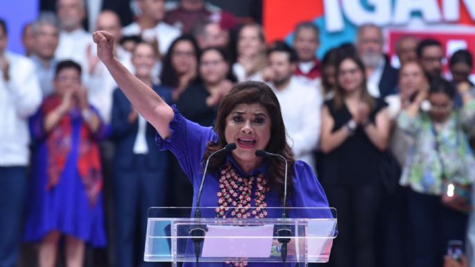 Clara Brugada promete a AMLO continuar su legado en la CDMX (Videos)