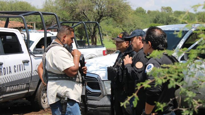 Tras marcha, localizan con vida a desaparecidos de Pátzcuaro