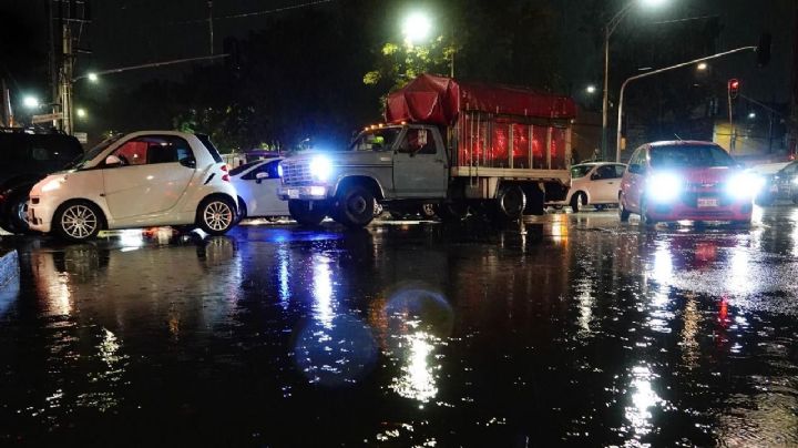 Caos en la CDMX por lluvias e inundaciones; Barranca del Muerto, Mixcoac y Altavista, zonas afectadas