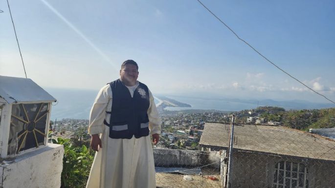 Hombres armados persiguen a José Velázquez, sacerdote y director del Centro de Derechos Humanos en Chiapas