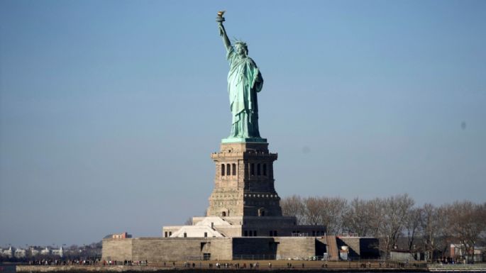 NASA confirma que una bola de fuego sobrevoló Nueva York y pasó cerca de la Estatua de la Libertad