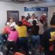 Se desata pelea campal entre vendedores ambulantes en la estación Hidalgo del Metro (Video)