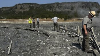 Sorpresiva explosión hidrotermal sorprende a visitantes en Parque Nacional de Yellowstone (Video)