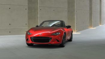Tiktoker habría alterado precio de auto MX-5 2024; Mazda anuncia que procederá por la vía legal