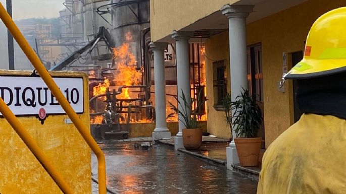 Explosión e incendio en fábrica de José Cuervo en Tequila; al menos cinco muertos (Video).