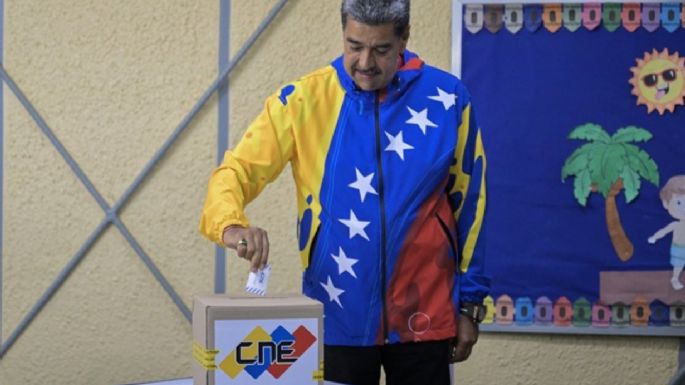 "Sólo reconoceré los resultados que divulgue el árbitro electoral": Maduro