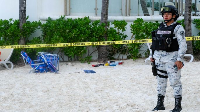 Niño de 12 años es asesinado durante tiroteo entre sujetos en playa de Cancún