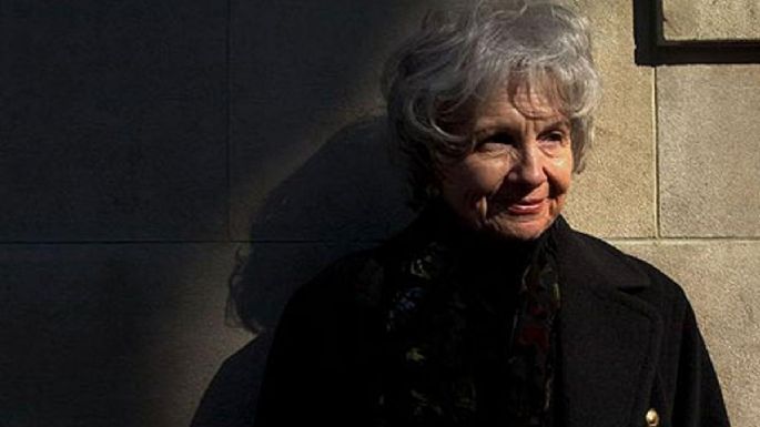 Hija de Alice Munro denuncia abusos sexuales por parte de su padrastro