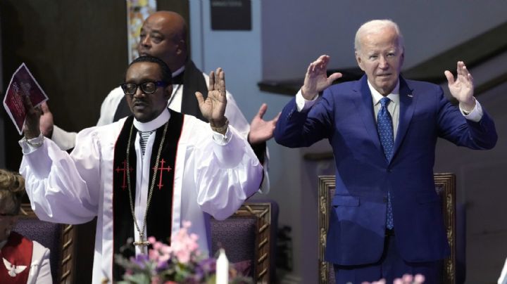 Mientras Biden pide unidad en torno a su candidatura, algunos demócratas dicen que debería dejarla