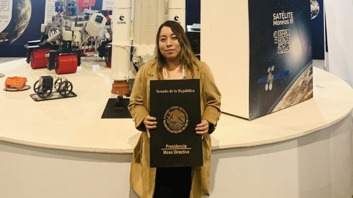 Mónica Ortiz, astronauta análoga oaxaqueña, fue reconocida por su contribución al sector espacial