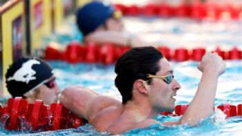 Gabriel Castaño pasa a semifinales de natación 50 metros libres en París 2024