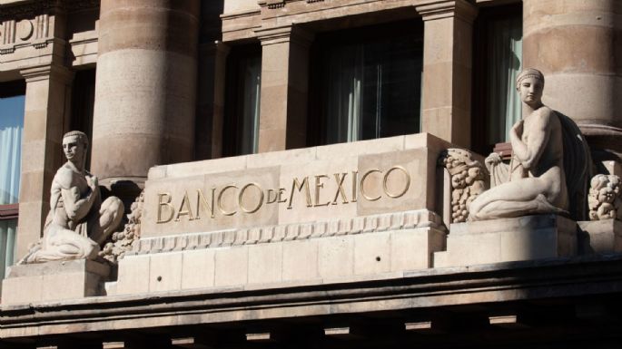 El mercado financiero de México empeora sus previsiones de crecimiento del PIB y de inflación