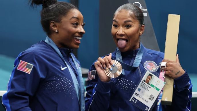 ¿Por qué le quitaron la medalla de bronce a la gimnasta Jordan Chiles?