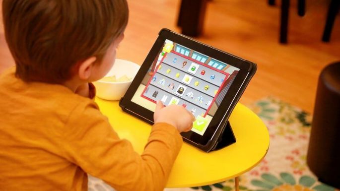 Estudio sugiere una relación entre el uso de tabletas y los berrinches en niños