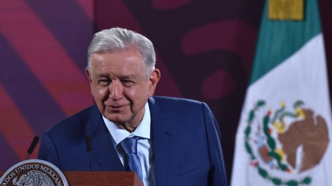 AMLO defiende a Ana Guevara y culpa al neoliberalismo por el mal desempeño de México en París 2024