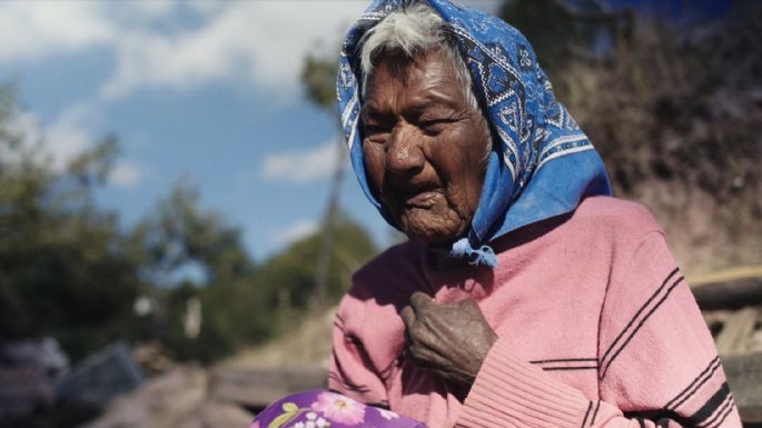 Traductores en lenguas indígenas para frenar el racismo