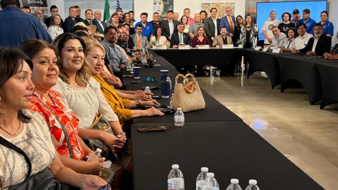 Sostiene Américo encuentro con migrantes tamaulipecos en Houston