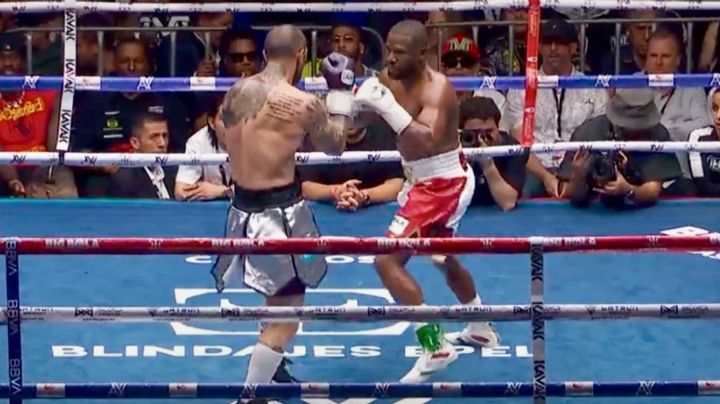 Abuchean a Floyd Mayweather Jr. y a John Gotti III por su pelea de exhibición en México (Video)